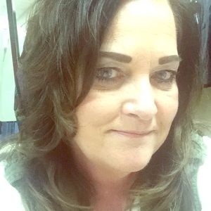 Meet your Posher, Angie